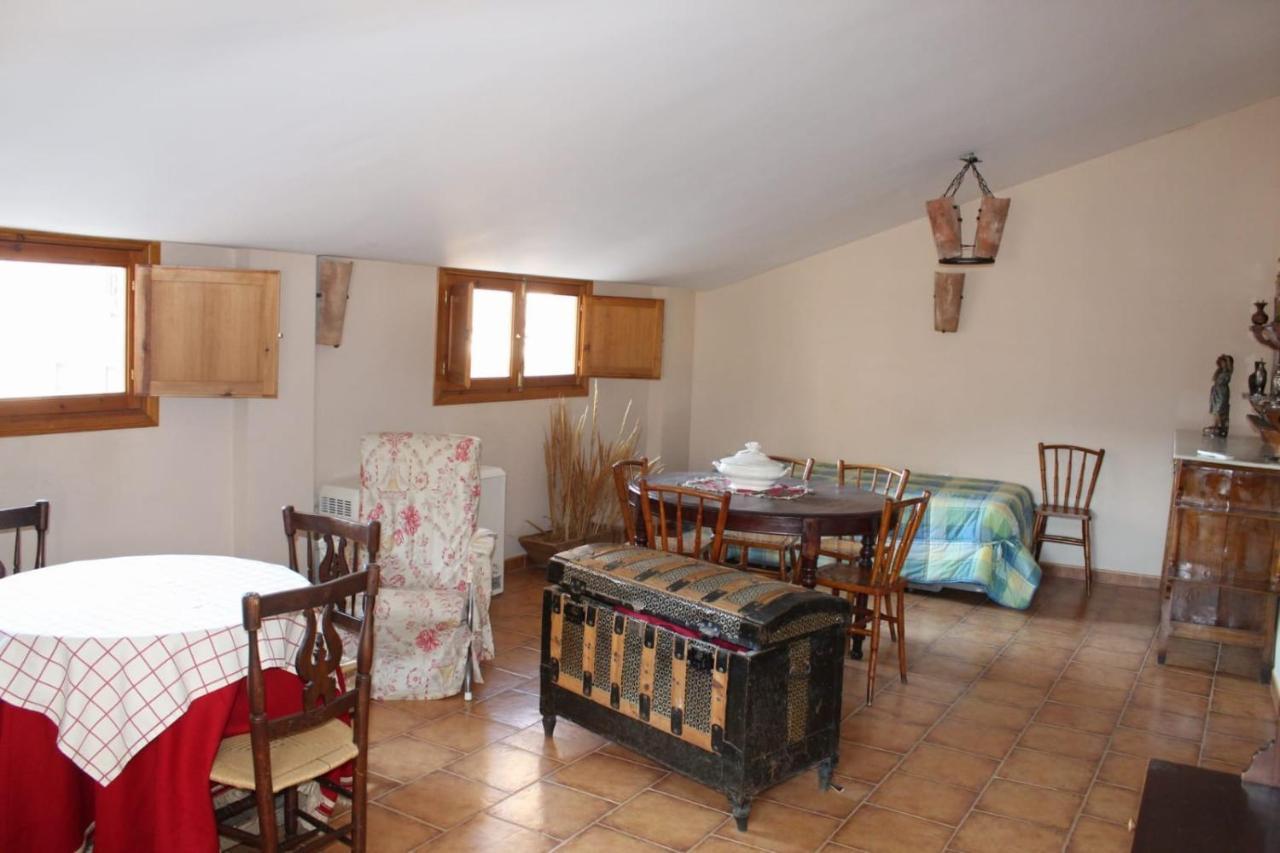 Casa Rural Puerta De La Iglesia Elche de la Sierra Luaran gambar